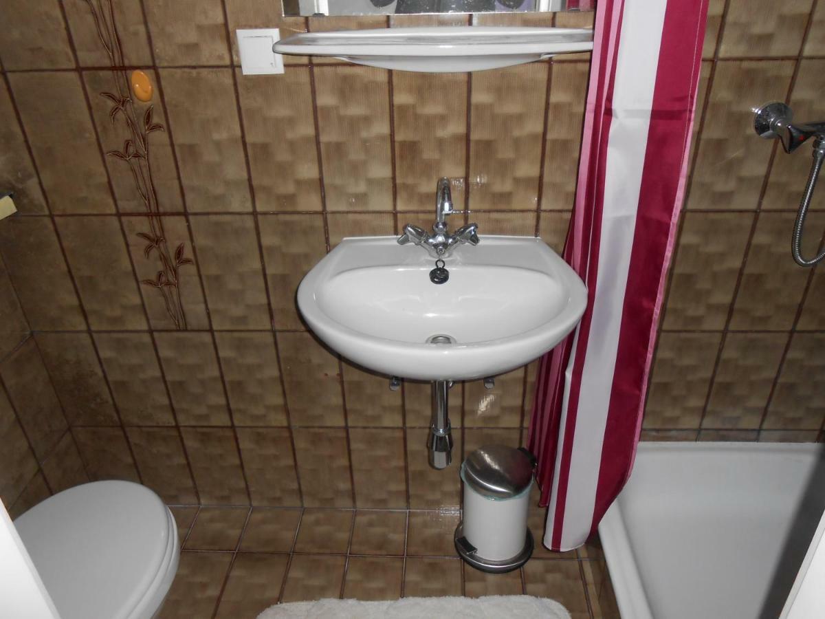 Pension Gierlinger Aflenz Kurort Esterno foto